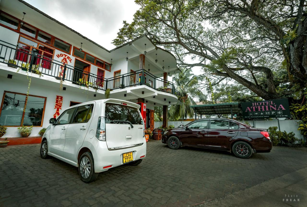 Hotel Athina & Restaurant Chilaw Esterno foto