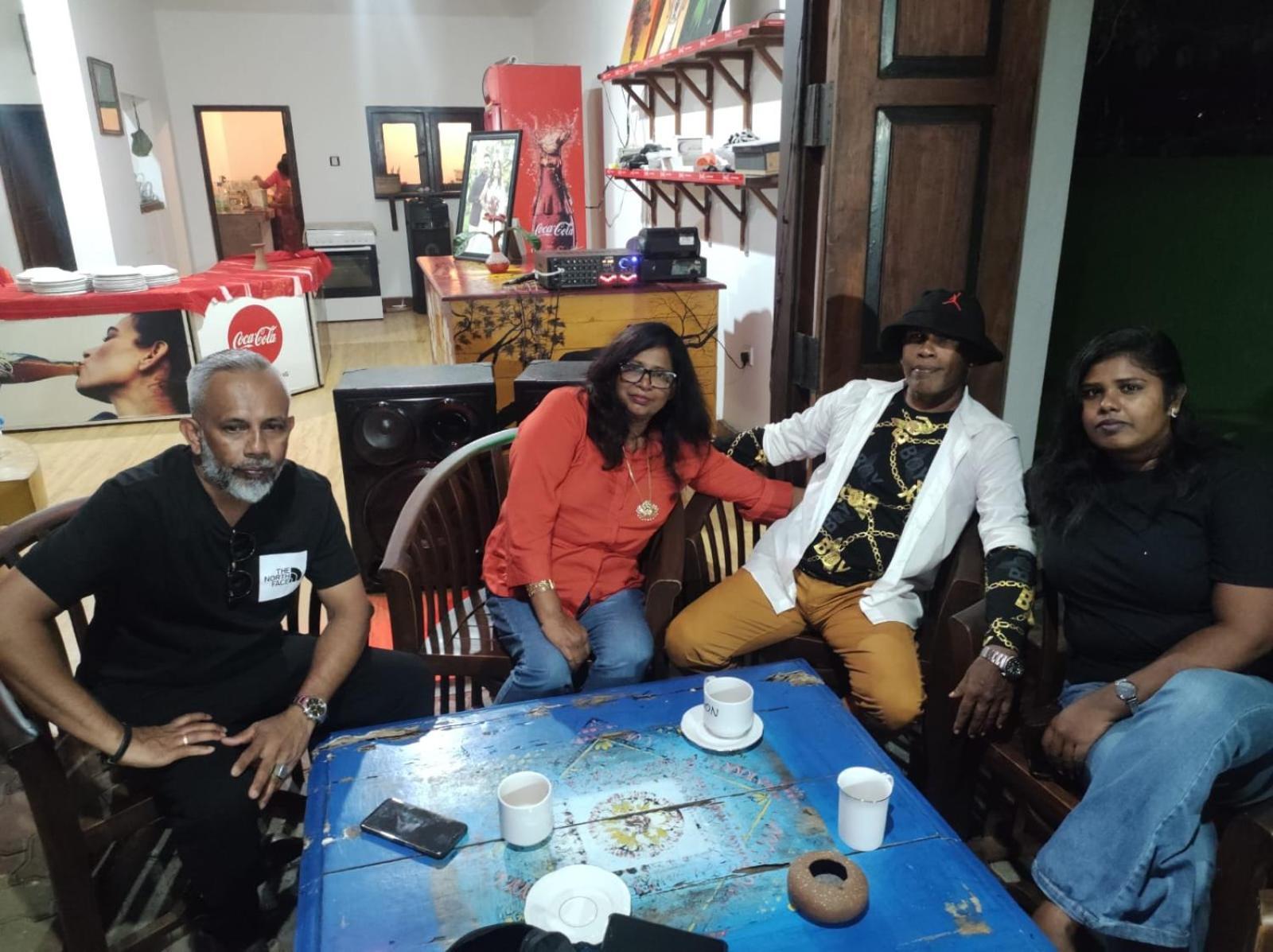Hotel Athina & Restaurant Chilaw Esterno foto